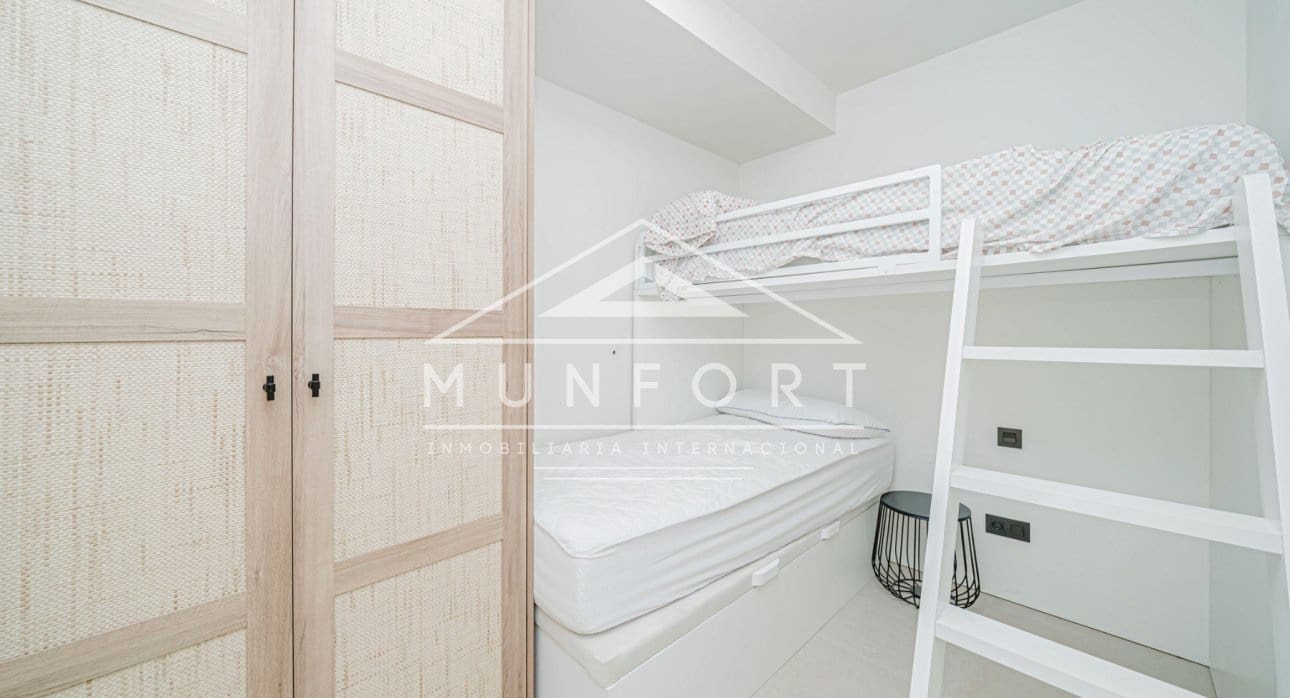 2 soverom Hus til salgs i Torre de la Horadada med svømmebasseng - € 399 900 (Ref: 9187302)