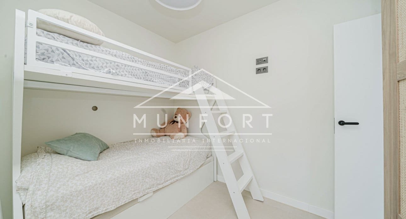 2 soverom Hus til salgs i Torre de la Horadada med svømmebasseng - € 399 900 (Ref: 9187302)