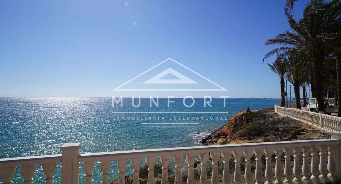 2 soverom Hus til salgs i Torre de la Horadada med svømmebasseng - € 399 900 (Ref: 9187302)