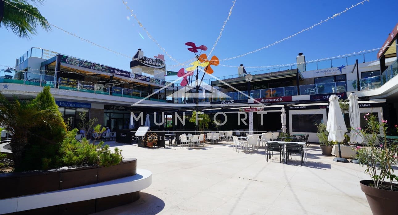 2 soverom Hus til salgs i Torre de la Horadada med svømmebasseng - € 399 900 (Ref: 9187302)