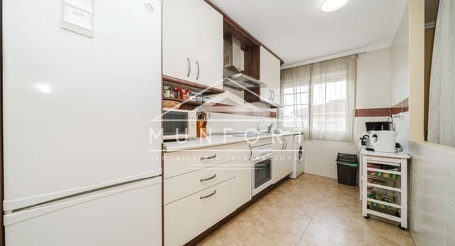 2 makuuhuone Bungalow vuokrattavana paikassa Lo Pagan, San Pedro del Pinatar mukana 
autotalli - 750 € (Ref: 9194218)