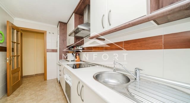 2 makuuhuone Bungalow vuokrattavana paikassa Lo Pagan, San Pedro del Pinatar mukana 
autotalli - 750 € (Ref: 9194218)
