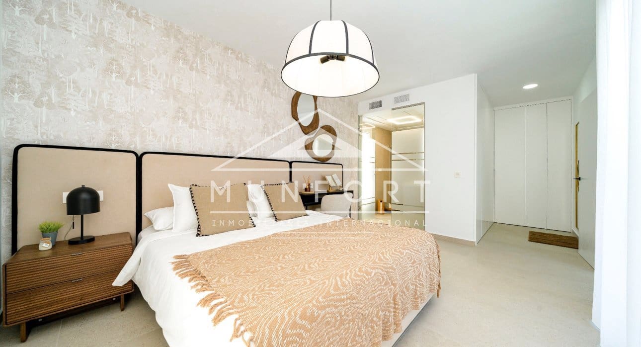 3 slaapkamer Villa te koop in Los Alcazares met zwembad - € 467.000 (Ref: 9204035)