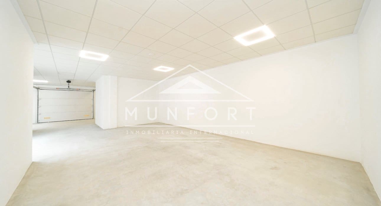 3 slaapkamer Villa te koop in Los Alcazares met zwembad - € 467.000 (Ref: 9204035)