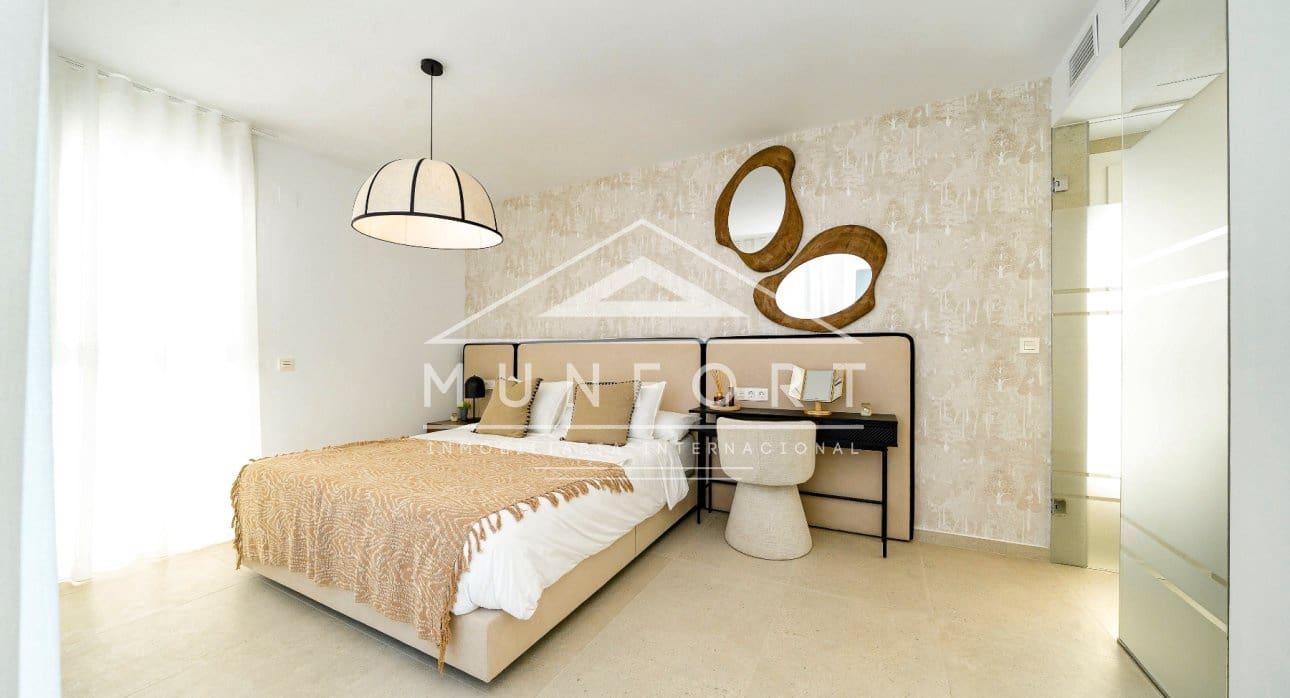 3 slaapkamer Villa te koop in Los Alcazares met zwembad - € 467.000 (Ref: 9204035)