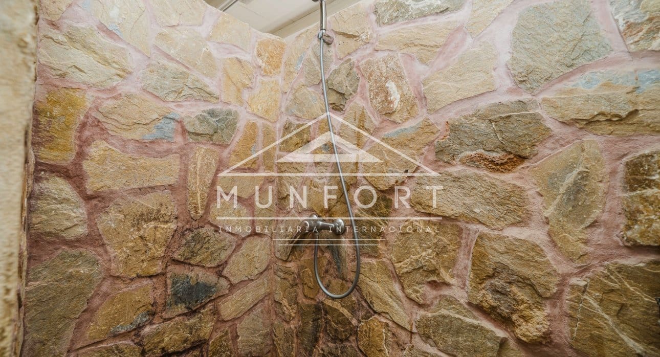 6 bedroom Finca/Country House for sale in Balsicas - € 879,900 (Ref: 9219298)