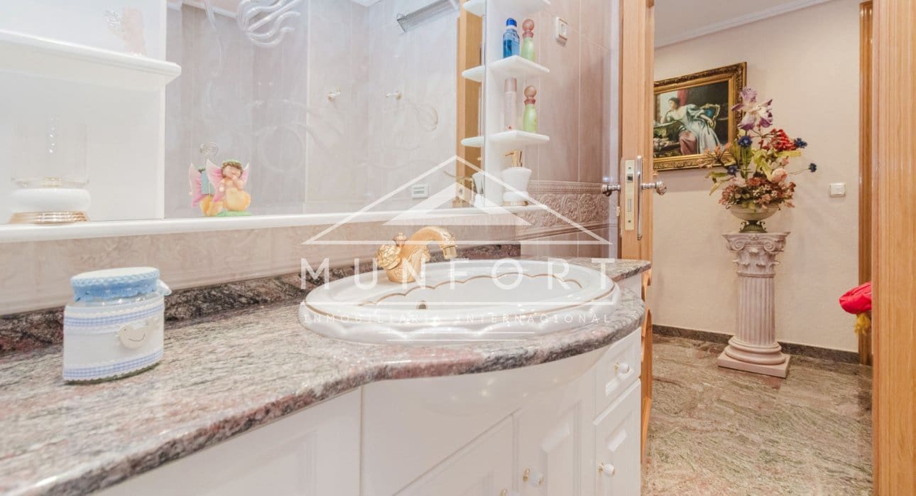 3 slaapkamer Commercieel te koop in Los Alcazares - € 489.000 (Ref: 9242348)