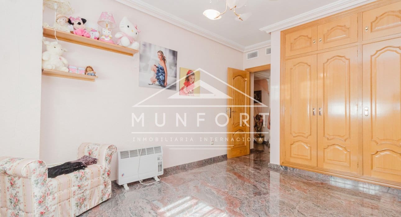 3 slaapkamer Commercieel te koop in Los Alcazares - € 489.000 (Ref: 9242348)