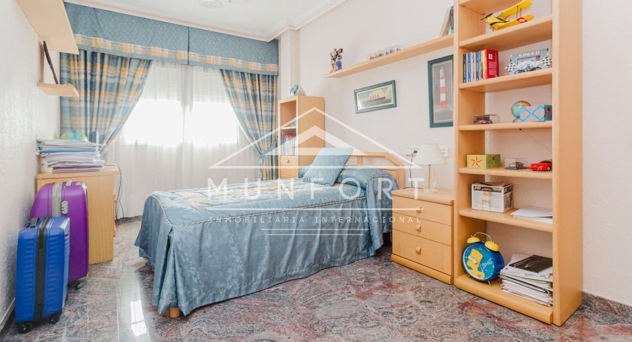 3 slaapkamer Commercieel te koop in Los Alcazares - € 489.000 (Ref: 9242348)