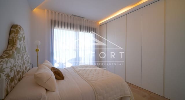 3 bedroom Villa for sale in La Florida, Orihuela with pool - € 509,000 (Ref: 9246138)