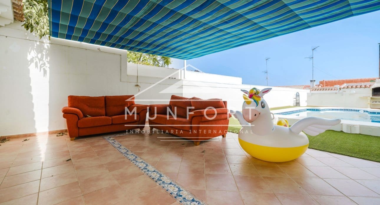 3 slaapkamer Villa te koop in Pilar de la Horadada met zwembad - € 239.900 (Ref: 9251508)