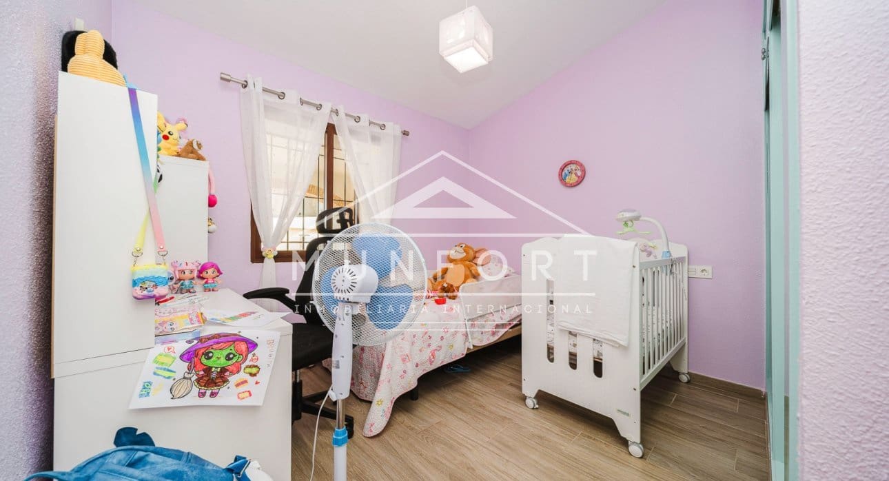 3 slaapkamer Villa te koop in Pilar de la Horadada met zwembad - € 239.900 (Ref: 9251508)