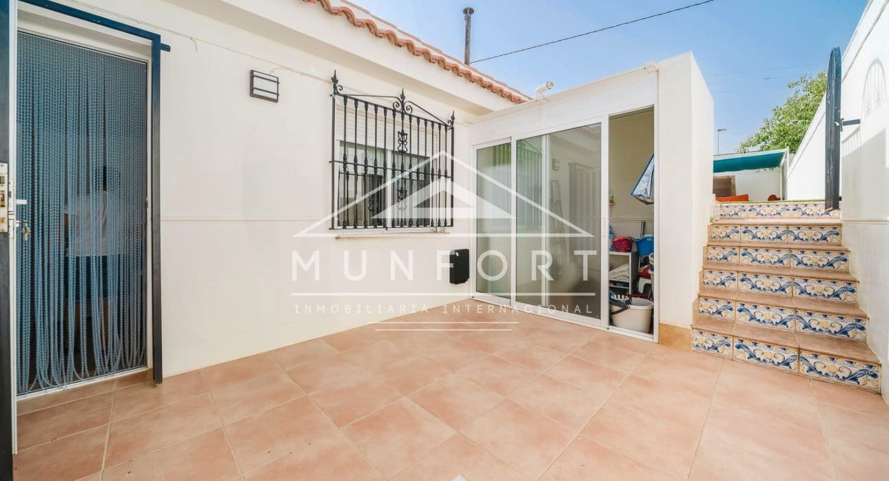 3 slaapkamer Villa te koop in Pilar de la Horadada met zwembad - € 239.900 (Ref: 9251508)