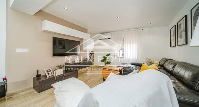 3 Zimmer Villa zu verkaufen in Pilar de la Horadada mit Pool - 239.900 € (Ref: 9251508)