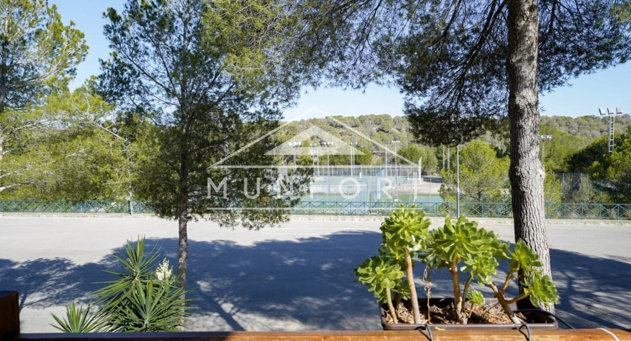 3 slaapkamer Villa te koop in Pilar de la Horadada met zwembad - € 239.900 (Ref: 9251508)