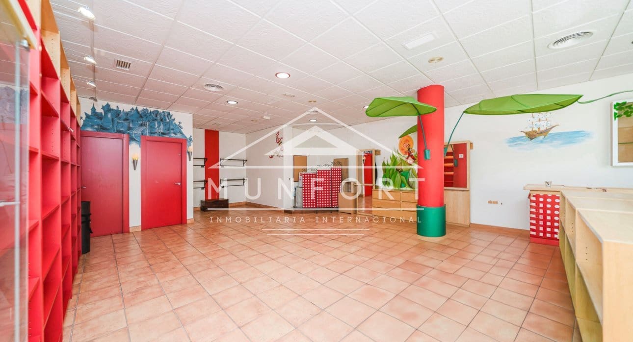 1 makuuhuone Kaupallinen myytävänä paikassa Pilar de la Horadada - 80 000 € (Ref: 9253958)