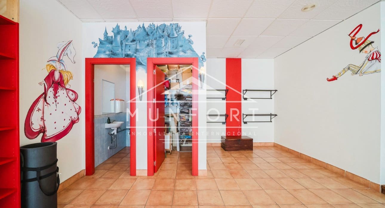 1 makuuhuone Kaupallinen myytävänä paikassa Pilar de la Horadada - 80 000 € (Ref: 9253958)