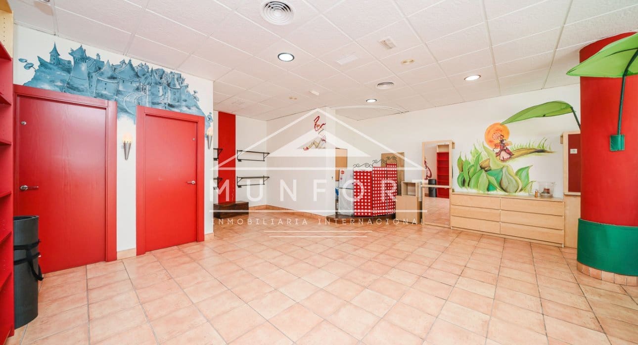 1 makuuhuone Kaupallinen myytävänä paikassa Pilar de la Horadada - 80 000 € (Ref: 9253958)