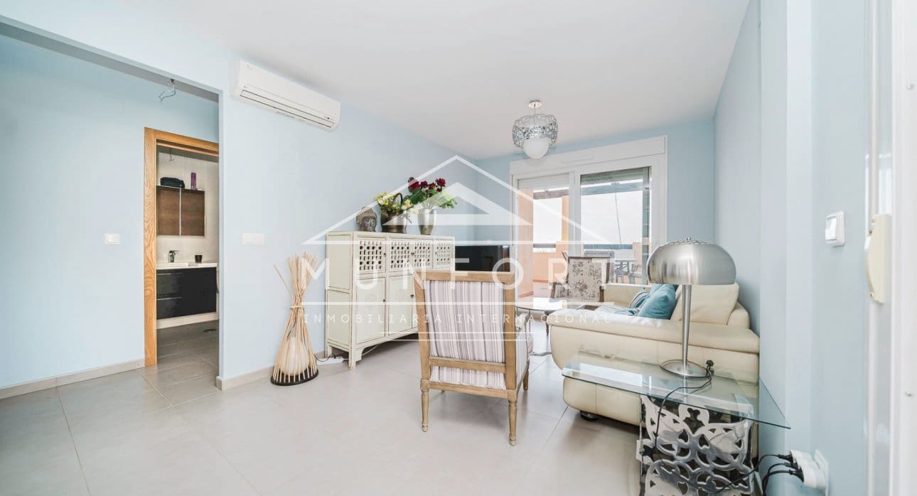 2 soveværelse Penthouse til salg i Roldan med swimmingpool - € 215.000 (Ref: 9255566)