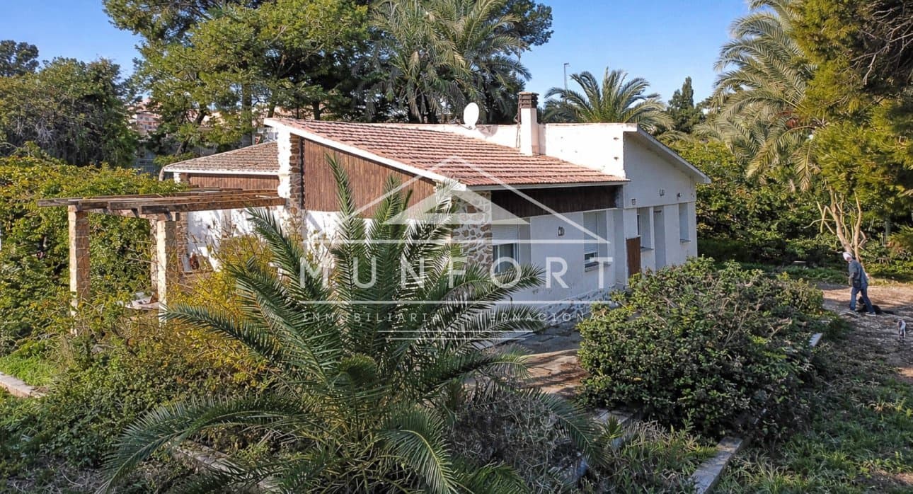 5 bedroom Villa for sale in Los Cuarteros with pool - € 1,350,000 (Ref: 9255873)