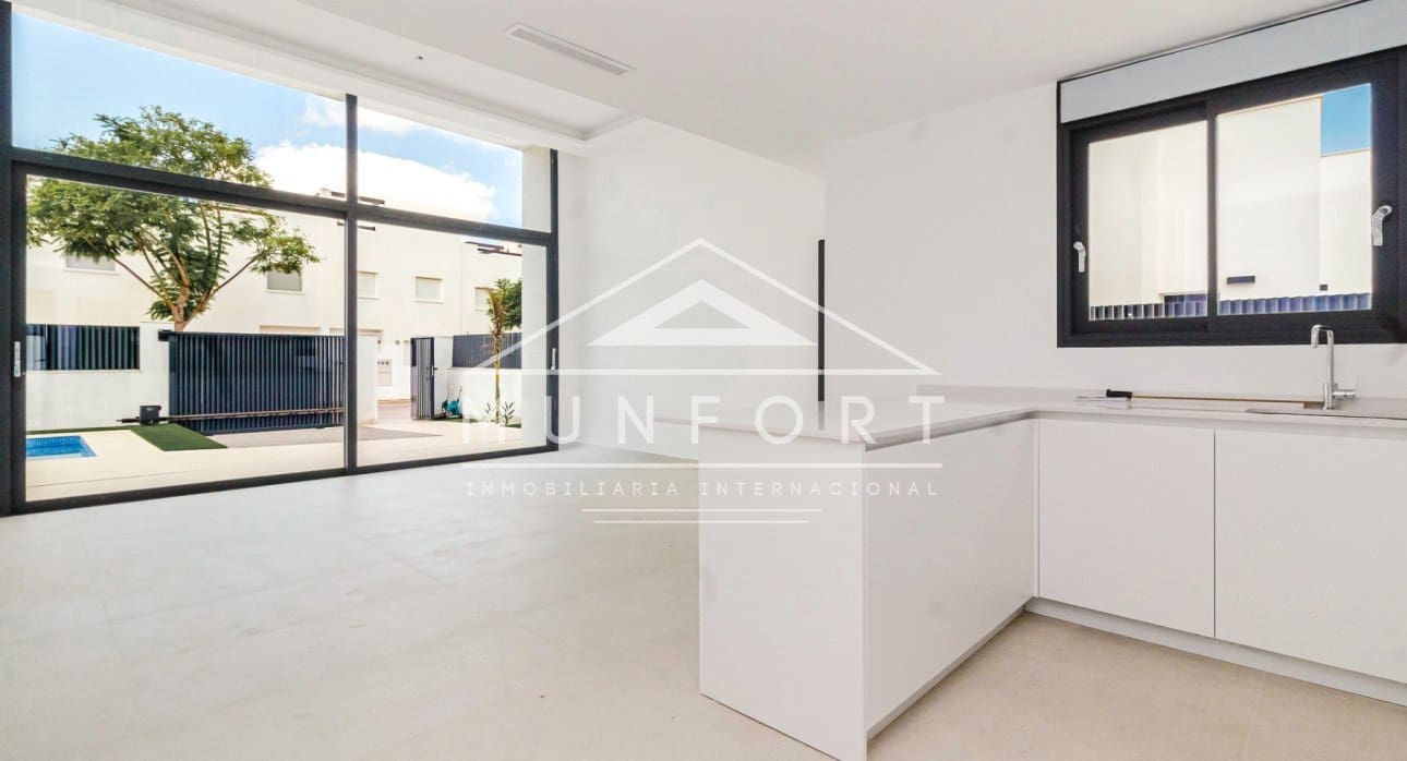 3 bedroom Villa for sale in Alhama de Murcia with pool - € 335,000 (Ref: 9258047)