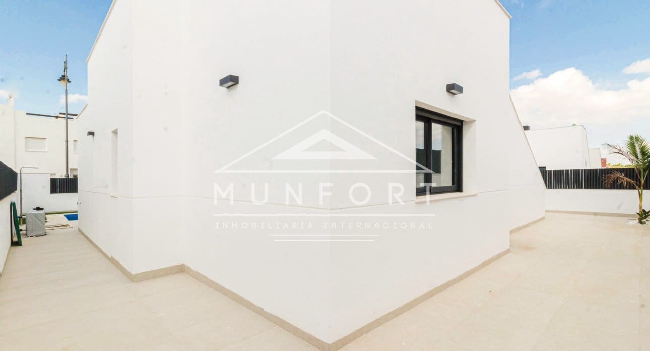 3 bedroom Villa for sale in Alhama de Murcia with pool - € 335,000 (Ref: 9258047)