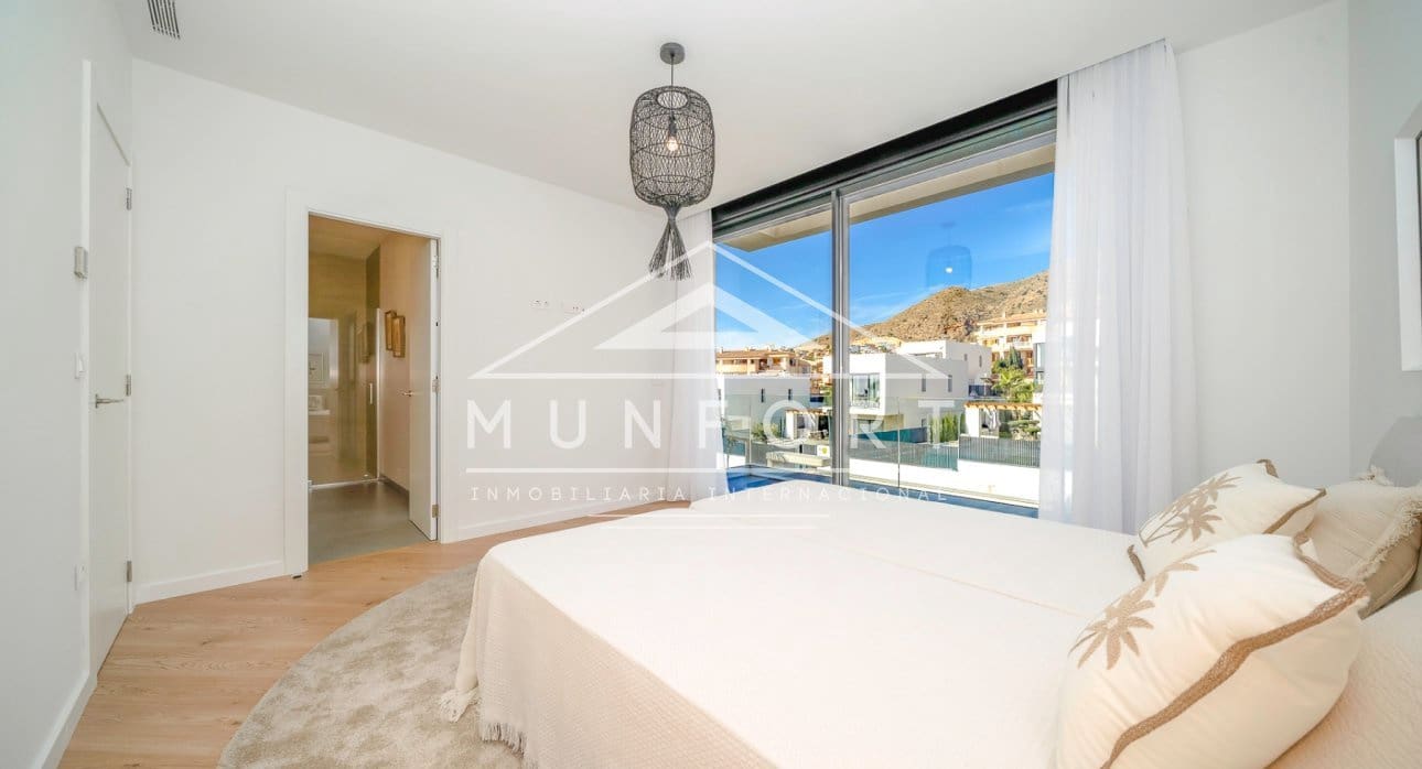 3 soveværelse Villa til salg i Finestrat med swimmingpool - € 870.000 (Ref: 9258049)