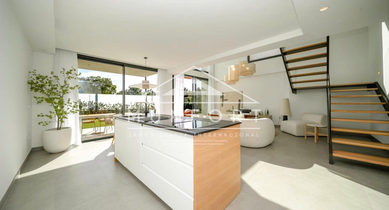 3 soveværelse Villa til salg i Finestrat med swimmingpool - € 870.000 (Ref: 9258049)