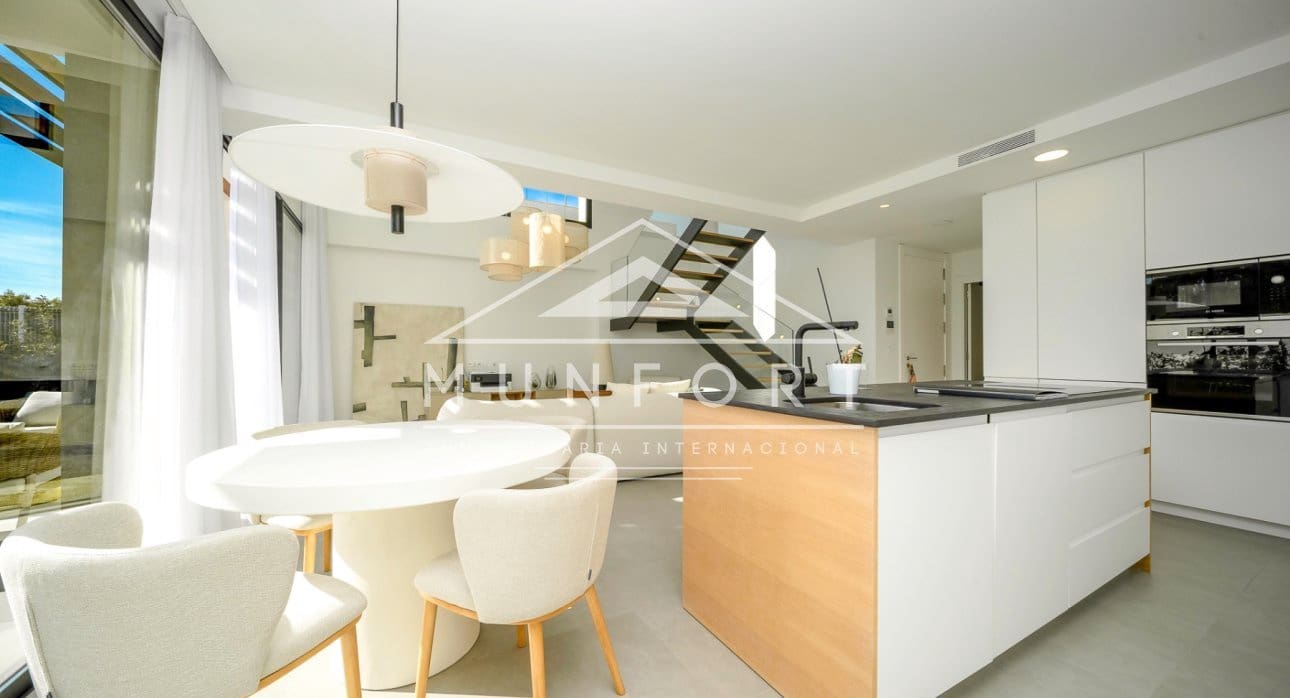 3 soveværelse Villa til salg i Finestrat med swimmingpool - € 870.000 (Ref: 9258049)