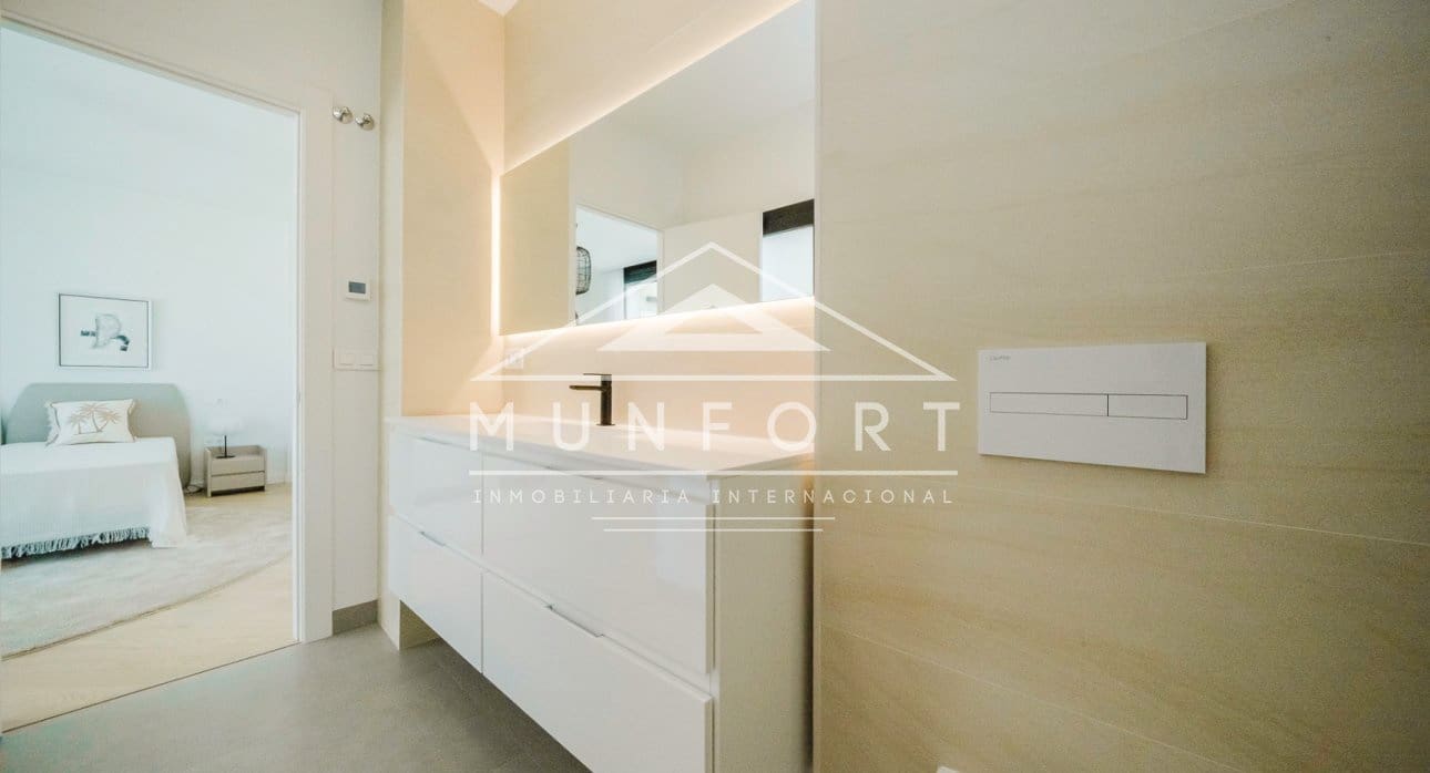 3 soveværelse Villa til salg i Finestrat med swimmingpool - € 870.000 (Ref: 9258049)