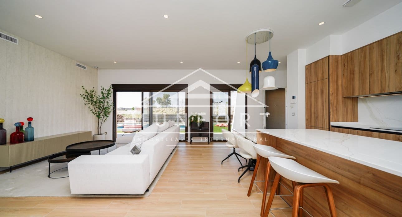 3 slaapkamer Villa te koop in Finestrat met zwembad - € 608.000 (Ref: 9258058)