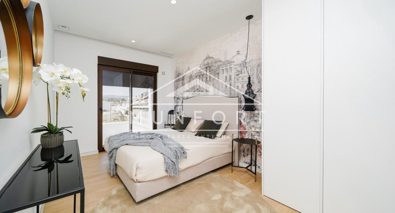 3 slaapkamer Villa te koop in Finestrat met zwembad - € 608.000 (Ref: 9258058)