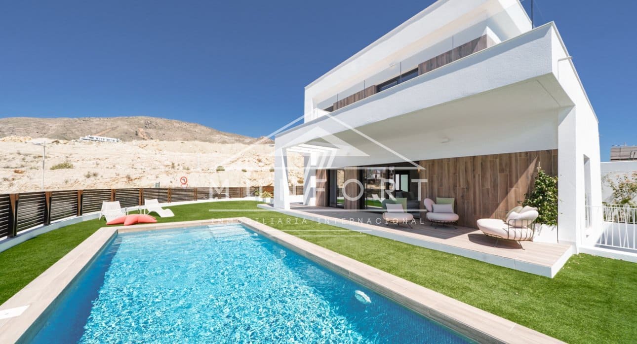 3 slaapkamer Villa te koop in Finestrat met zwembad - € 608.000 (Ref: 9258058)