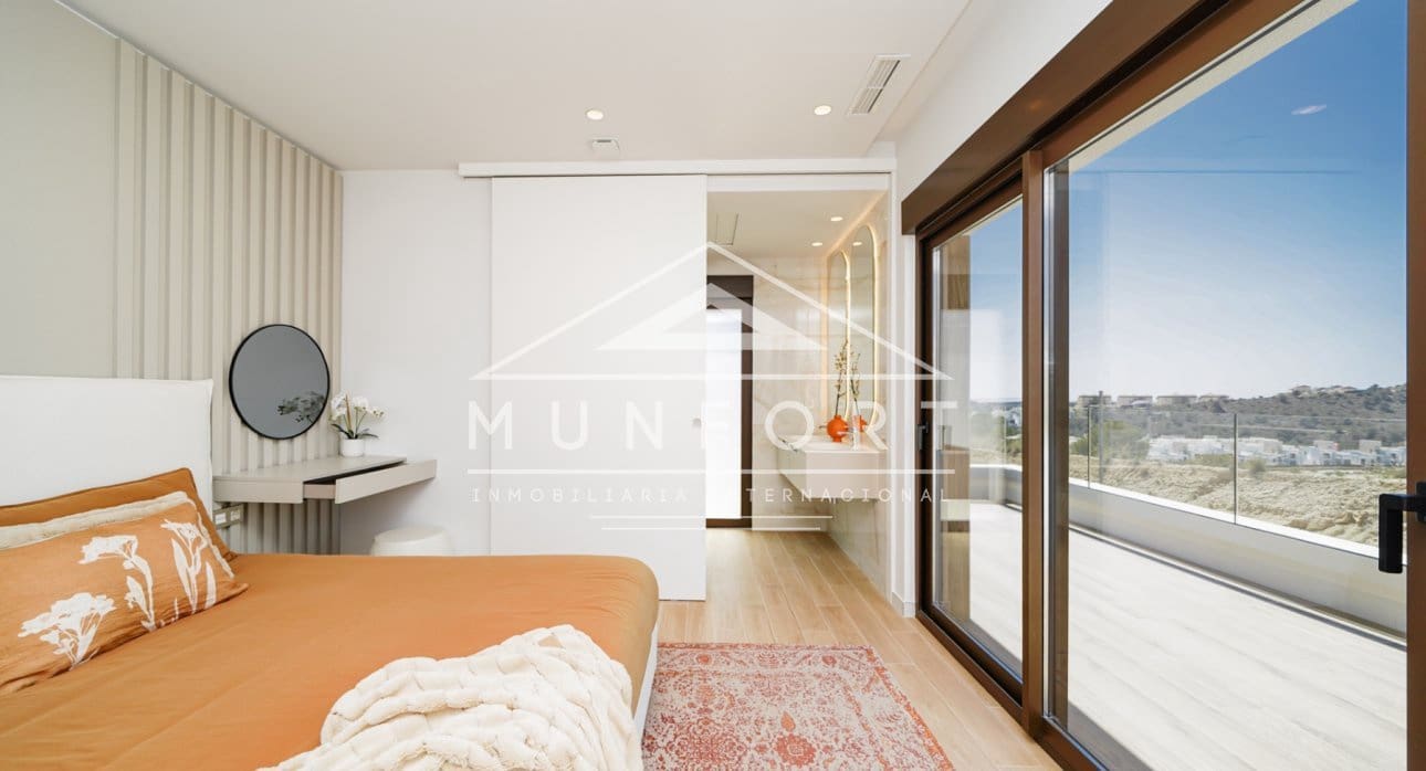 3 slaapkamer Villa te koop in Finestrat met zwembad - € 608.000 (Ref: 9258058)