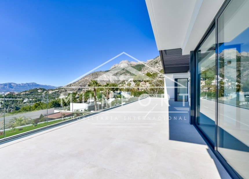4 quarto Moradia para venda em Altea com piscina - 2 690 000 € (Ref: 9258061)