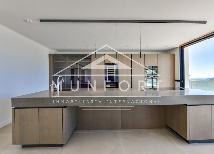4 quarto Moradia para venda em Altea com piscina - 2 690 000 € (Ref: 9258061)