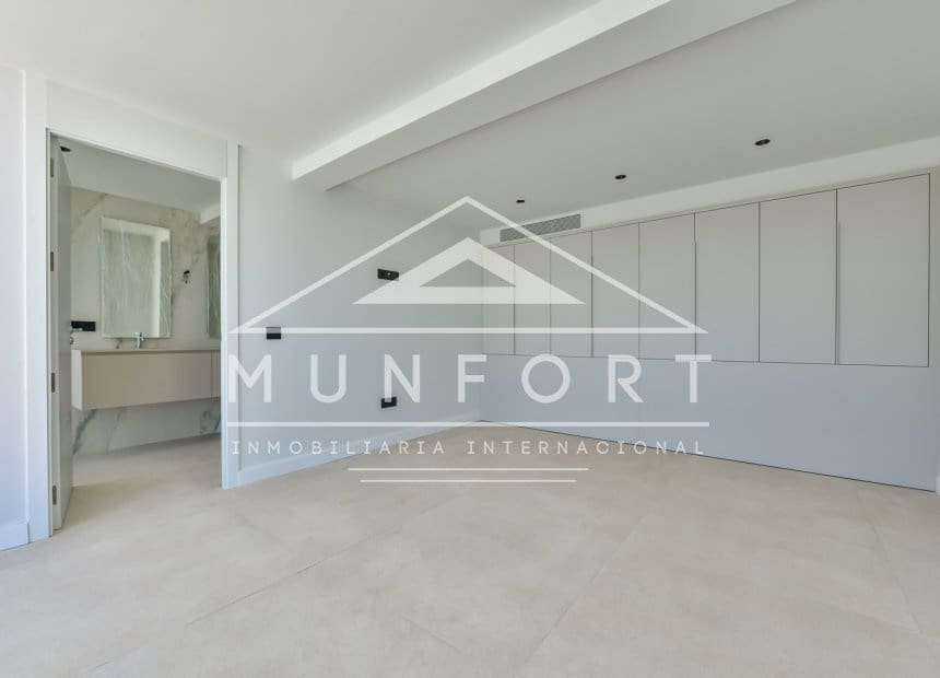 4 quarto Moradia para venda em Altea com piscina - 2 690 000 € (Ref: 9258061)