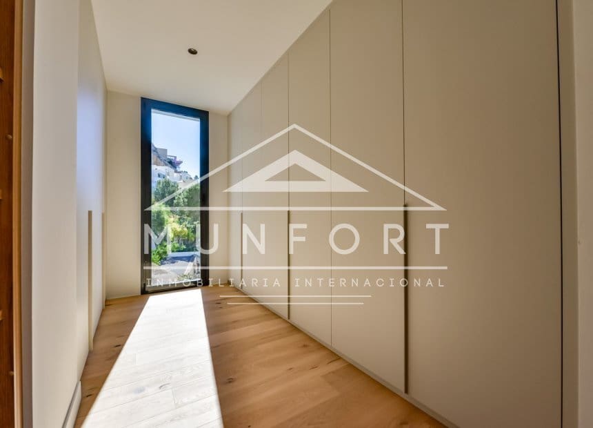 4 quarto Moradia para venda em Altea com piscina - 2 690 000 € (Ref: 9258061)
