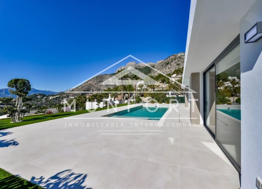 4 quarto Moradia para venda em Altea com piscina - 2 690 000 € (Ref: 9258061)