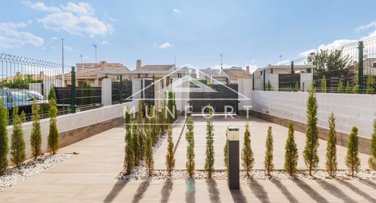 3 chambre Villa/Maison à vendre à Playa Honda avec piscine - 595 000 € (Ref: 9258064)