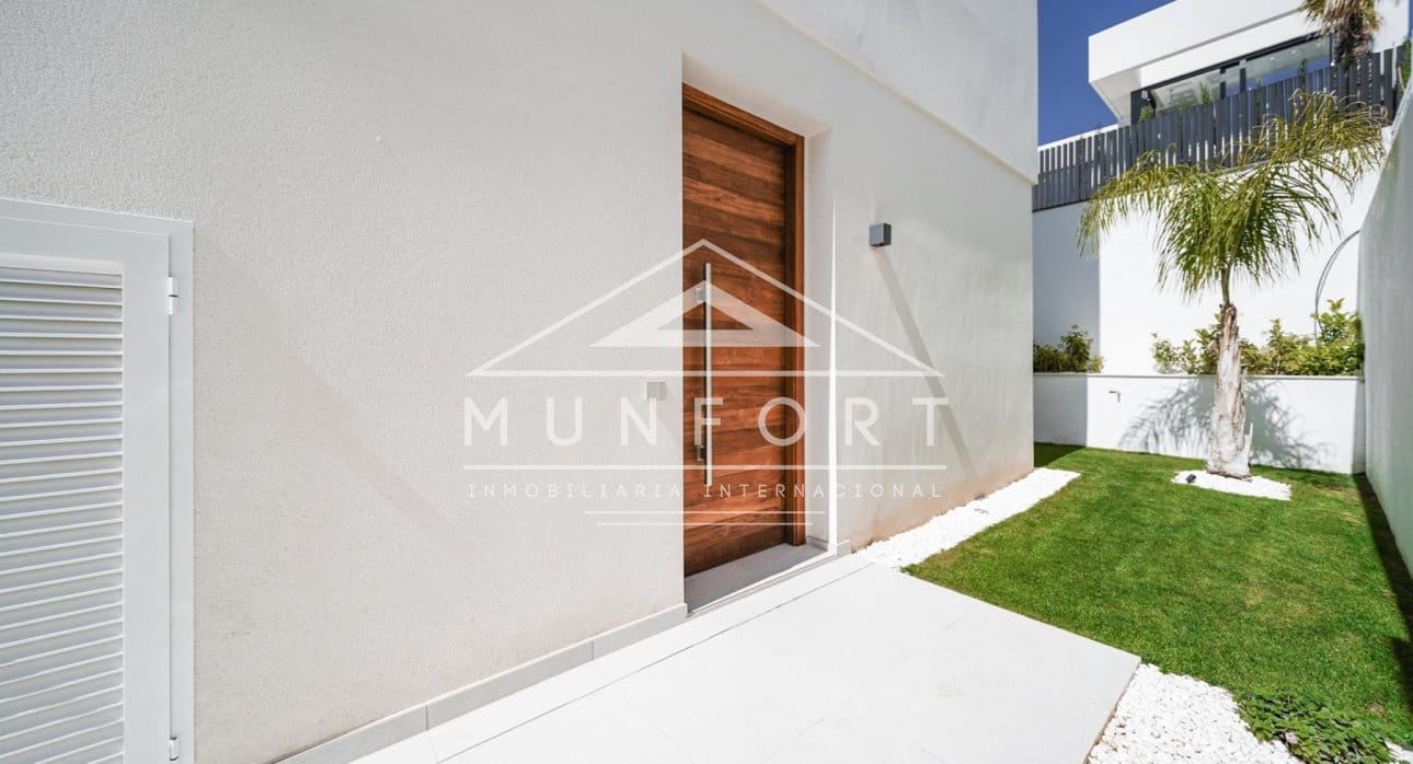 Chalet de 3 habitaciones en Finestrat en venta con piscina - 1.350.000 € (Ref: 9258066)