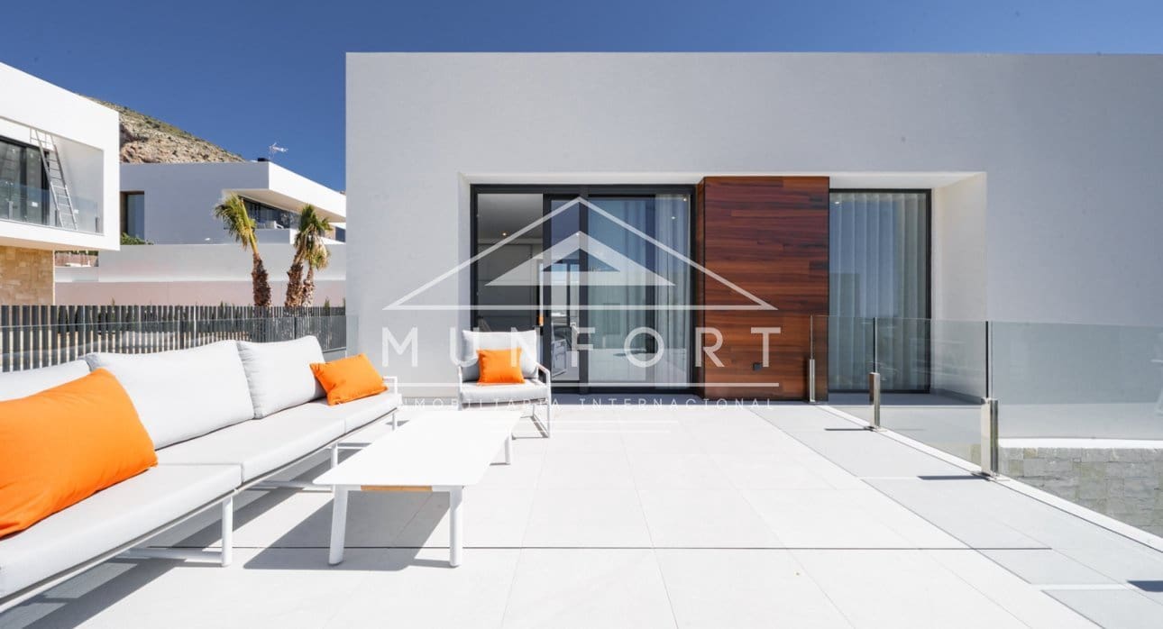 Chalet de 3 habitaciones en Finestrat en venta con piscina - 1.350.000 € (Ref: 9258066)