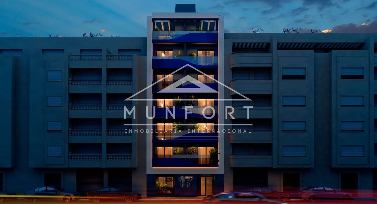 1 soveværelse Lejlighed til salg i Torrevieja med swimmingpool - € 185.000 (Ref: 9258069)