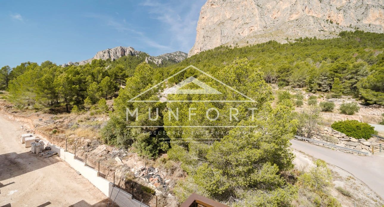 3 slaapkamer Villa te koop in Polop met zwembad - € 598.000 (Ref: 9258070)