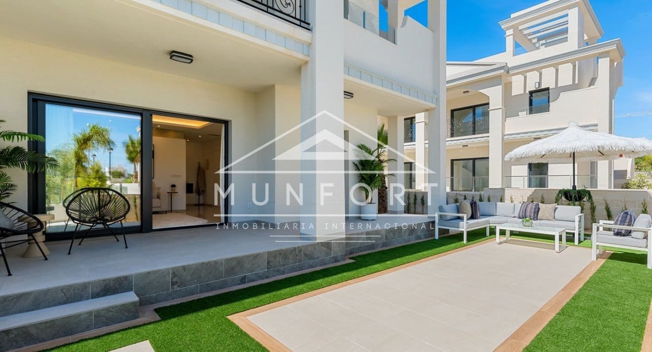 2 chambre Penthouse à vendre à Ciudad Quesada avec piscine - 310 000 € (Ref: 9258072)