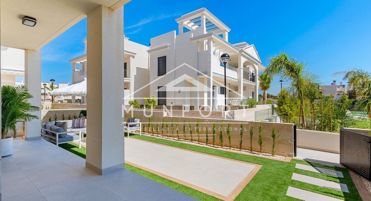 2 chambre Penthouse à vendre à Ciudad Quesada avec piscine - 310 000 € (Ref: 9258072)