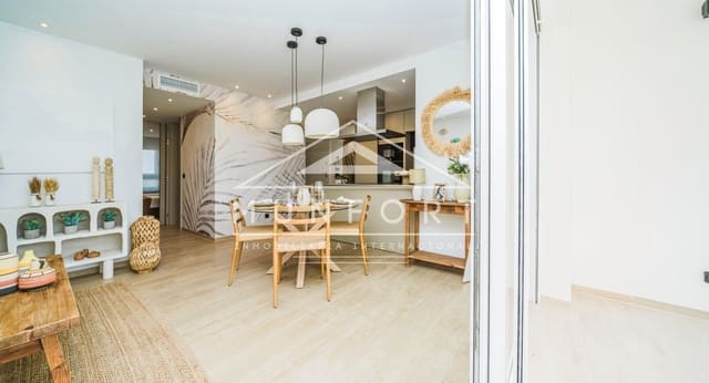 3 makuuhuone Omakotitalo myytävänä paikassa Algorfa mukana uima-altaan - 599 000 € (Ref: 9258080)