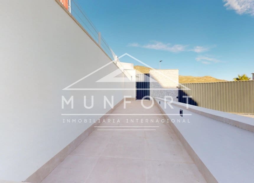 3 quarto Moradia para venda em Finestrat com piscina - 709 900 € (Ref: 9258141)