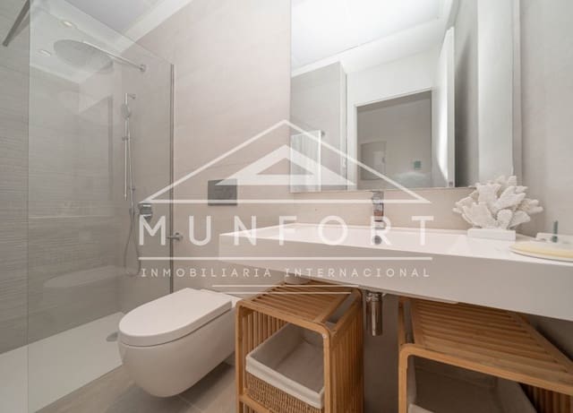 2 makuuhuone Huoneisto myytävänä paikassa La Manga Club, Cartagena mukana uima-altaan - 410 000 € (Ref: 9258151)