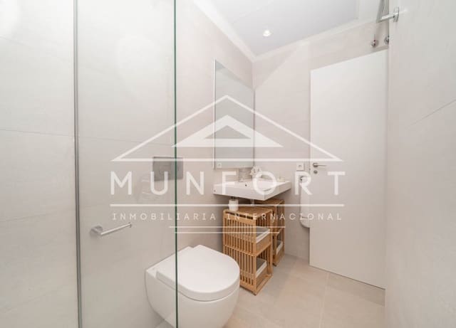 2 makuuhuone Huoneisto myytävänä paikassa La Manga Club, Cartagena mukana uima-altaan - 410 000 € (Ref: 9258151)